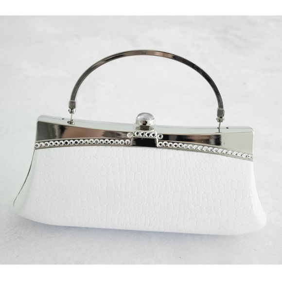 Selini Handbags - Hardcase evening bag. White alligator texture. NWT. Vintage vibe.